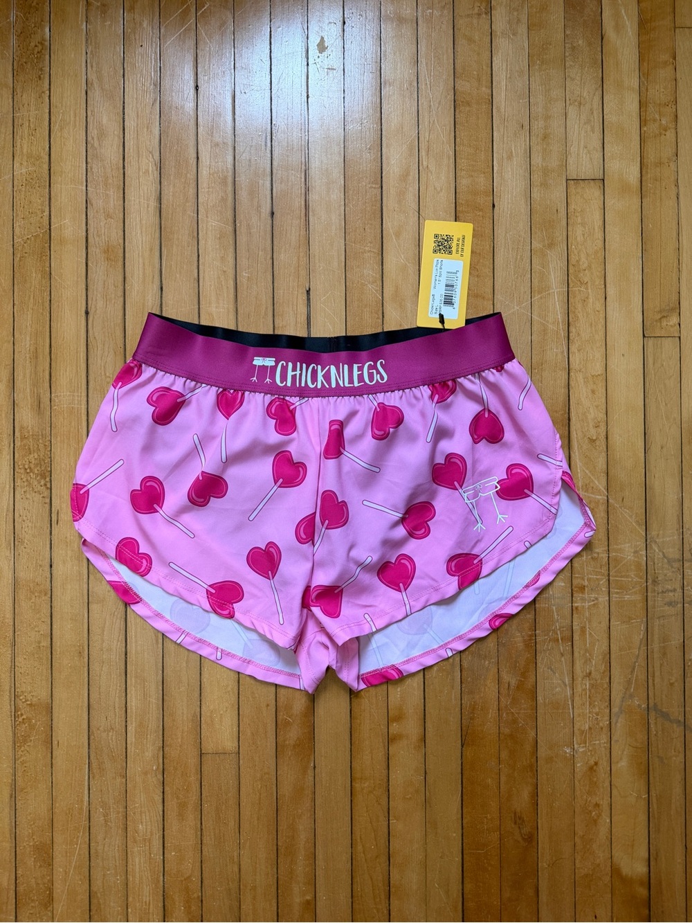 NWT ChicknLegs Luv Pops 1.5" Split Women’s Lined Shorts Pink Sz. L